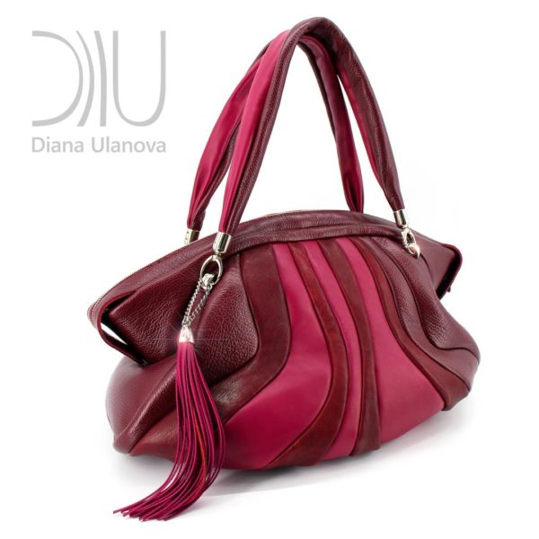 Designer Travel Bags For Women. Cachalote Burgundy Red by Diana Ulanova. Buy on women-bags.com
