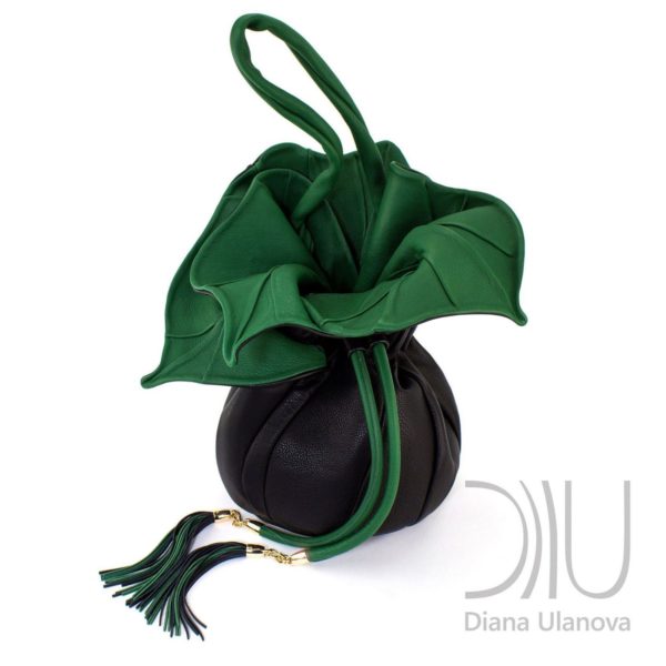 Over The Shoulder Bags Designer. Orchid Feedbag Black/Dark Green by Diana Ulanova. Buy on women-bags.com