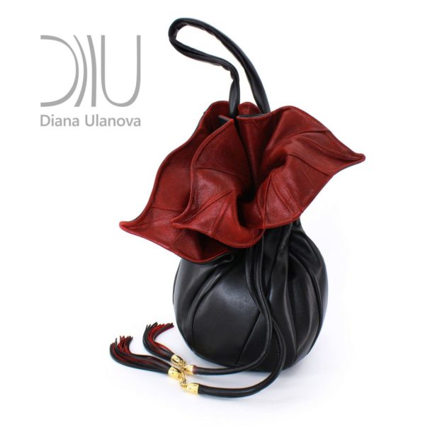 Designer Shoulder Bags On Sale. Orchid Feedbag Black/Dark Red by Diana Ulanova. Buy on women-bags.com