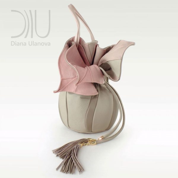 Designer Shoulder Bags For Women. Orchid Feedbag Beige by Diana Ulanova. Buy on women-bags.com