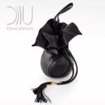 Orchid feedbag Black