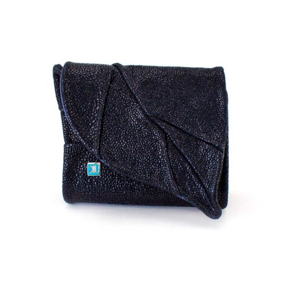 Leather Purse Designers. Leaf Wallet Black by Diana Ulanova. Buy on women-bags.com