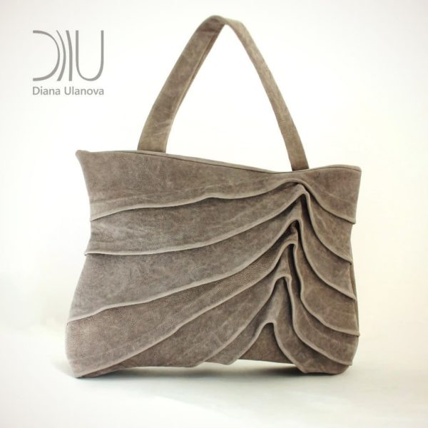 Designer Women Handbags. Reef Brown by Diana Ulanova. Buy on women-bags.com