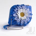 Chamomile Blue/White